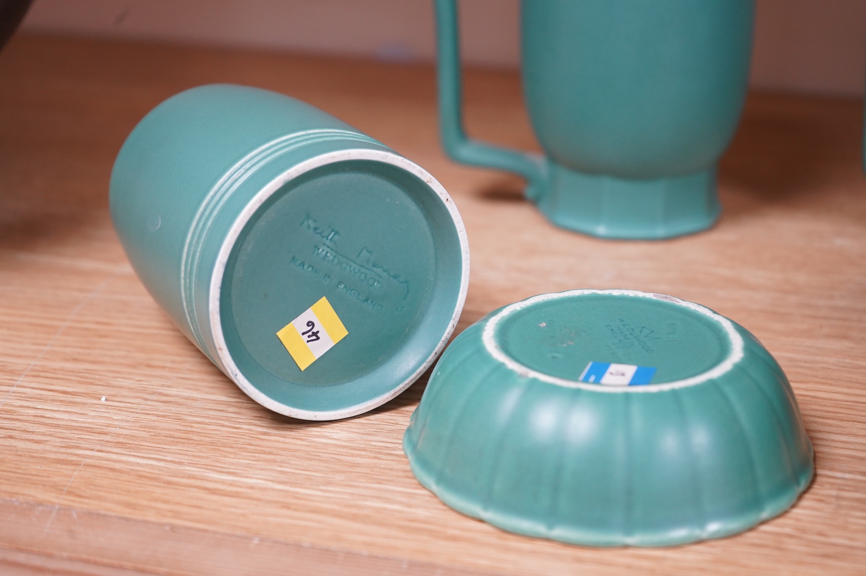 Keith Murray for Wedgwood, three green mugs, cigarette box, fluted dish and small vase, largest 12cm high (6)